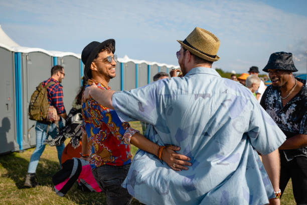 Best Porta potty rental near me  in Hickory Hls, IL